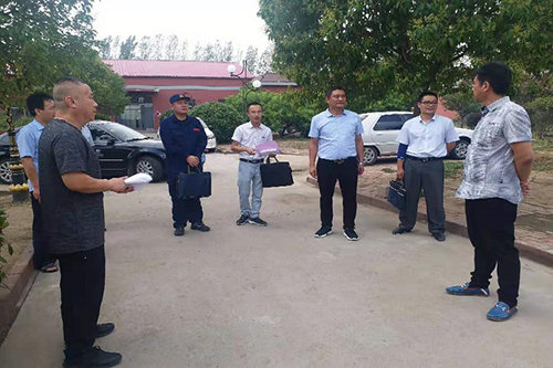 峄城区多部门联合检查养老服务机构消防安全.jpg