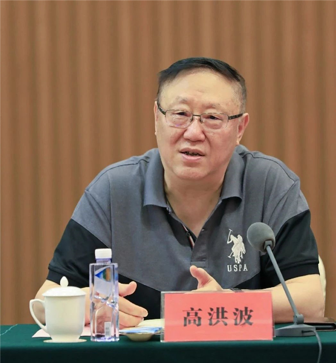 中国作家协会副主席,全国政协委员高洪波致辞